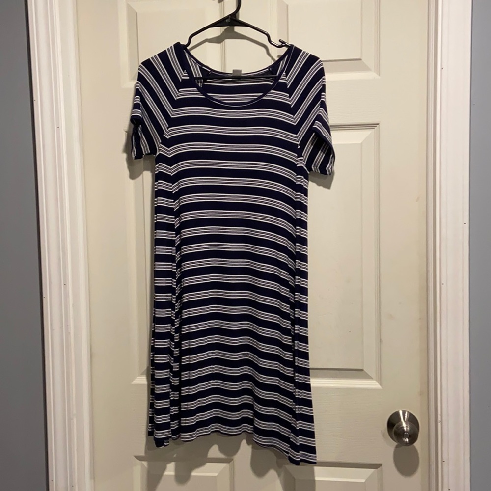 flowy dress